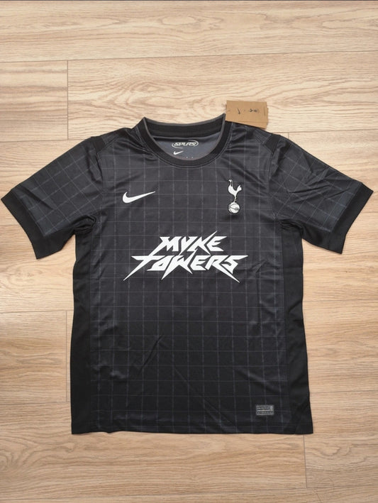 Camiseta Tottenham X Myke Towers SPECIAL EDITION 25/26